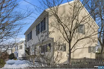 290 Wyckoff Avenue, Waldwick, NJ 07463 - Photo 3