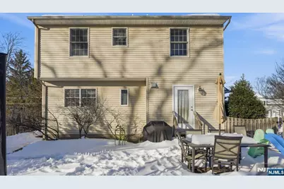 290 Wyckoff Avenue, Waldwick, NJ 07463 - Photo 21