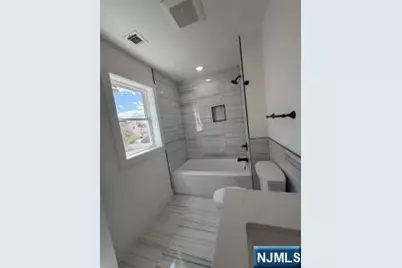 459 Washington Avenue, Rutherford, NJ 07070 - Photo 35