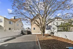 42 Livingston Ave, Lyndhurst Township, NJ 07071 - Photo 5