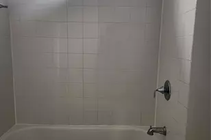 99 Schuyler Ave 97, Newark, NJ 07112 - Photo 5