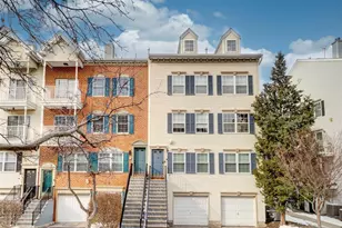 42 Krueger Ct 1305, Newark, NJ 07103 - Photo 1