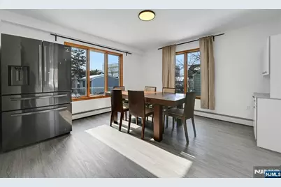 34 Locust Street, Elmwood Park, NJ 07407 - Photo 7