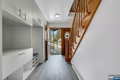 34 Locust Street, Elmwood Park, NJ 07407 - Photo 31