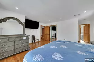 34 Locust St, Elmwood Park, NJ 07407 - Photo 19