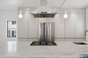 75 Highwood Ave, Tenafly, NJ 07670 - Photo 21