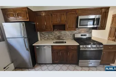 47 Hackensack Avenue, Ridgefield Park, NJ 07660 - Photo 11