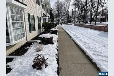 35 Chanda Court D035 #D035, Clifton, NJ 07012 - Photo 3