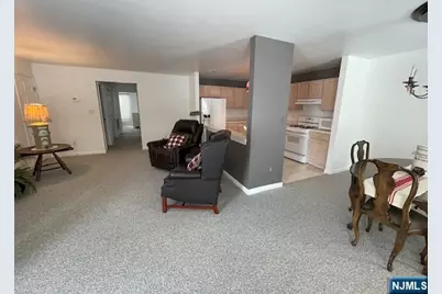 35 Chanda Court D035 #D035, Clifton, NJ 07012 - Photo 19