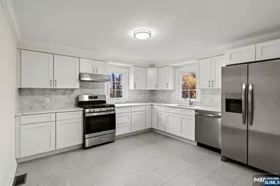 238 Springfield Avenue 1 #1, Rutherford, NJ 07070 - Photo 7