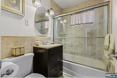 22 Cliff Hill Road, Clifton, NJ 07013 - Photo 13