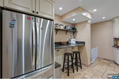 74 Kipp Avenue, Hasbrouck Heights, NJ 07604 - Photo 3