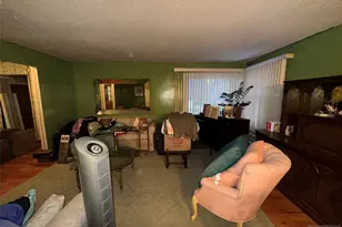 250 Stuyvesant Rd, Teaneck Township, NJ 07666 - Photo 3