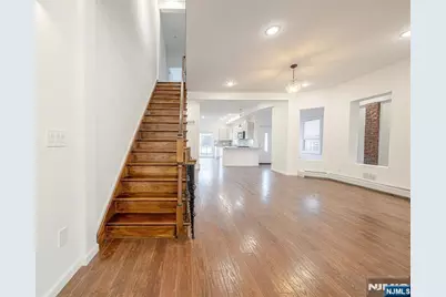 37 Myrtle, Edgewater, NJ 07020 - Photo 9