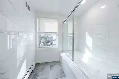 37 Myrtle, Edgewater, NJ 07020 - Photo 29