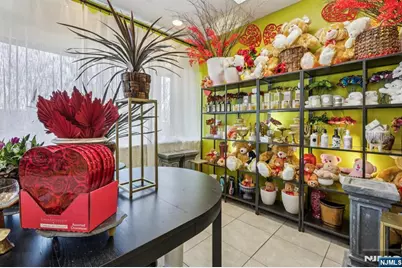 310 Ridge, Mahwah, NJ 07430 - Photo 17