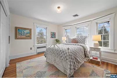225 Hillside Avenue, Nutley, NJ 07110 - Photo 33