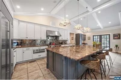 225 Hillside Avenue, Nutley, NJ 07110 - Photo 11