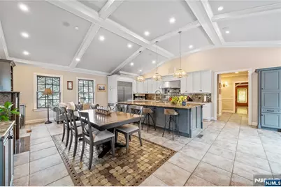 225 Hillside Avenue, Nutley, NJ 07110 - Photo 9