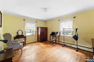 160 Spring Valley Rd, Park Ridge, NJ 07656 - Photo 15