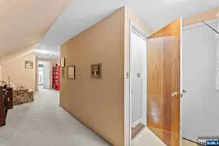 160 Spring Valley Rd, Park Ridge, NJ 07656 - Photo 29