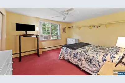 160 Spring Valley Road, Park Ridge, NJ 07656 - Photo 31