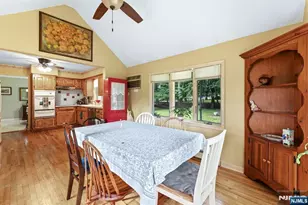 160 Spring Valley Rd, Park Ridge, NJ 07656 - Photo 27