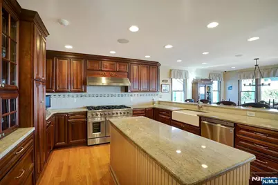 599 Point Avenue, Brick, NJ 08724 - Photo 9