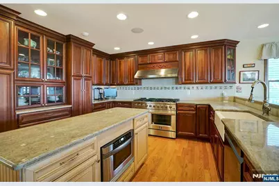 599 Point Avenue, Brick, NJ 08724 - Photo 7