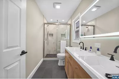 550 Ramapo Valley Road, Oakland, NJ 07436 - Photo 15