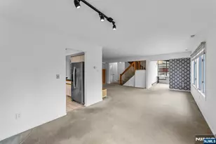 319 Gorge Road 5, Cliffside Park, NJ 07010 - Photo 5