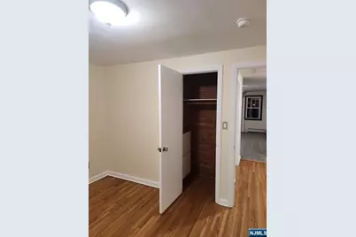 500 Weart Avenue 2 #2, Lyndhurst Township, NJ 07071 - Photo 11