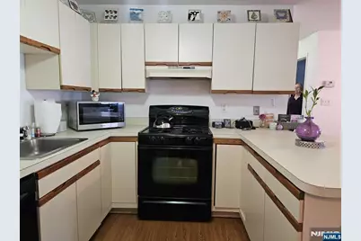 105 Magnolia Road, Ramsey, NJ 07446 - Photo 3