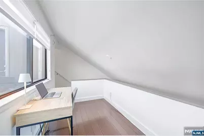 101 State Rt 5 204 #204, Edgewater, NJ 07020 - Photo 19