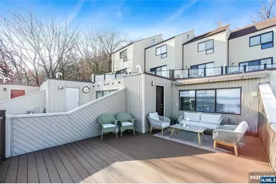 101 State Rt 5 204 #204, Edgewater, NJ 07020 - Photo 23