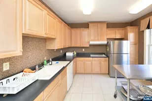 80 Ridgewood Road 106, Washington Township, NJ 07676 - Photo 25