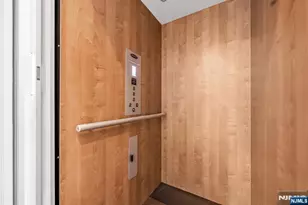 11 Gabriel Ct 11, Paramus, NJ 07652 - Photo 17