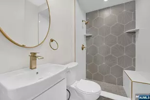 648 9th St, Carlstadt, NJ 07072 - Photo 19