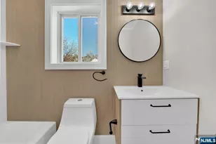 648 9th St, Carlstadt, NJ 07072 - Photo 27