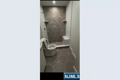 648 9th Street, Carlstadt, NJ 07072 - Photo 3