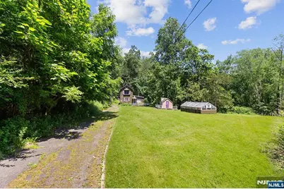 77 Voorhis Road, Kinnelon, NJ 07035 - Photo 11