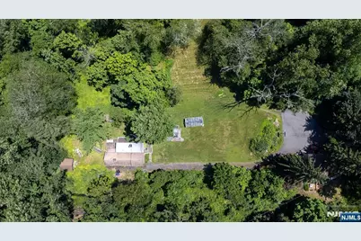 77 Voorhis Road, Kinnelon, NJ 07035 - Photo 9