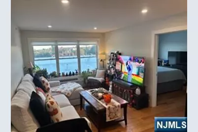 164 Getty Avenue 2 #2, Clifton, NJ 07011 - Photo 3