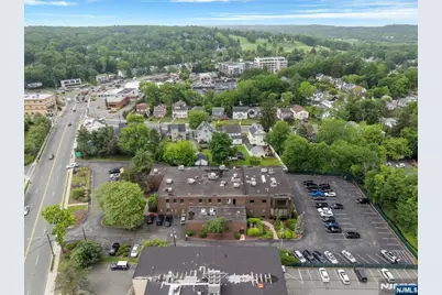 60 Pompton Avenue, Verona, NJ 07044 - Photo 33