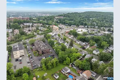 60 Pompton Avenue, Verona, NJ 07044 - Photo 17