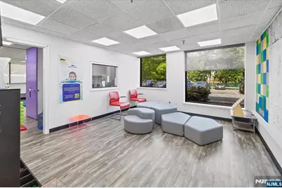 60 Pompton Avenue, Verona, NJ 07044 - Photo 19