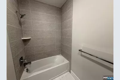 1685 Bergen Boulevard 415 #415, Fort Lee, NJ 07024 - Photo 13