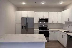 1685 Bergen Blvd 415, Fort Lee, NJ 07024 - Photo 1