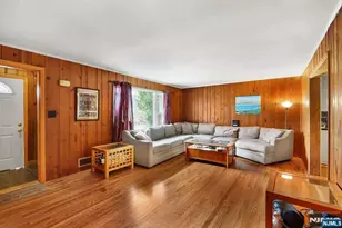 172 Lozier Terrace, River Edge, NJ 07661 - Photo 3