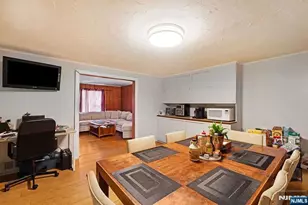 172 Lozier Terrace, River Edge, NJ 07661 - Photo 5